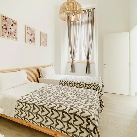 Ilami House 아파트 *