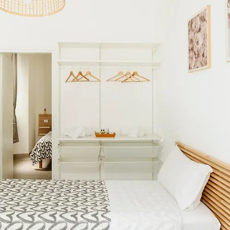 Apartment Ilami House *
