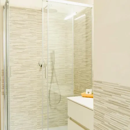 Apartment Ilami House *